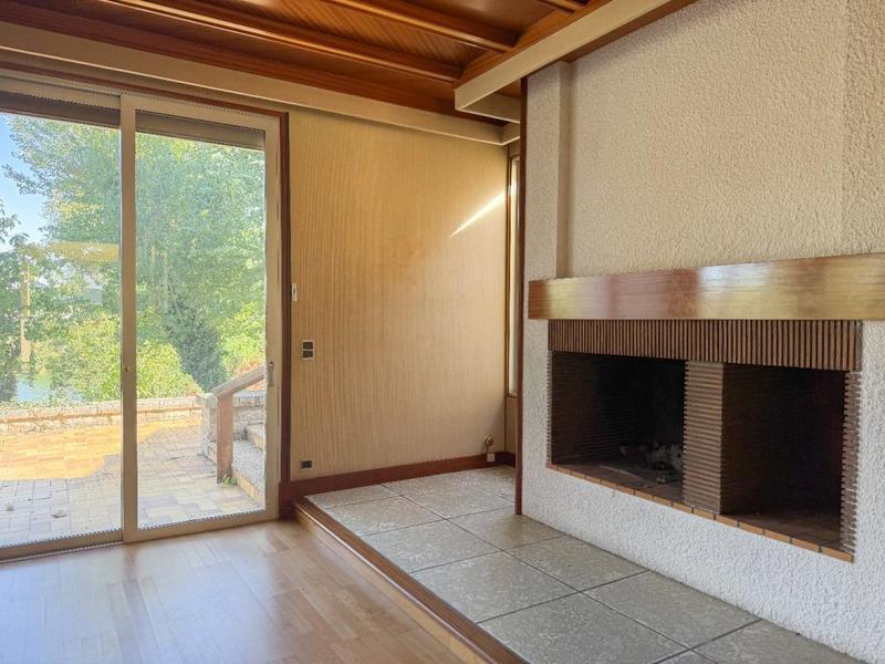 Propriété - 344 m² - 9 pièces