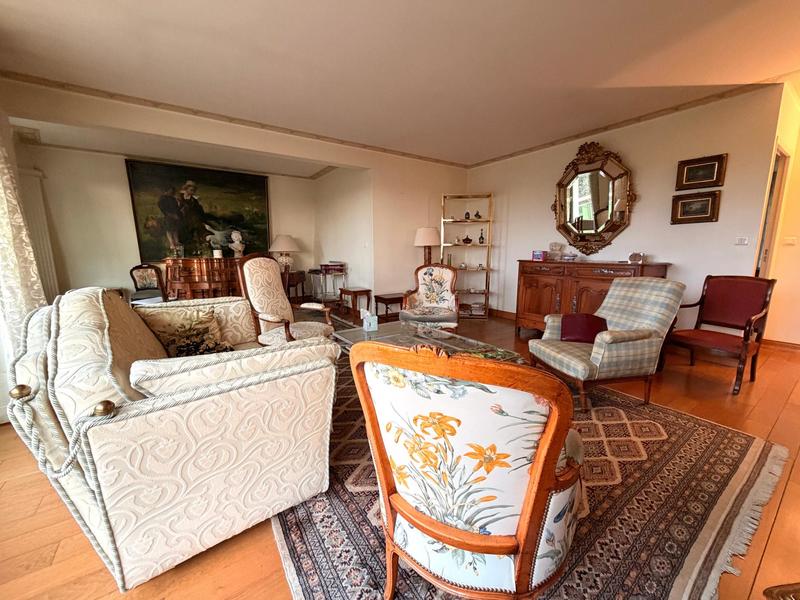 Appartement - 107 m² - 3 pièces