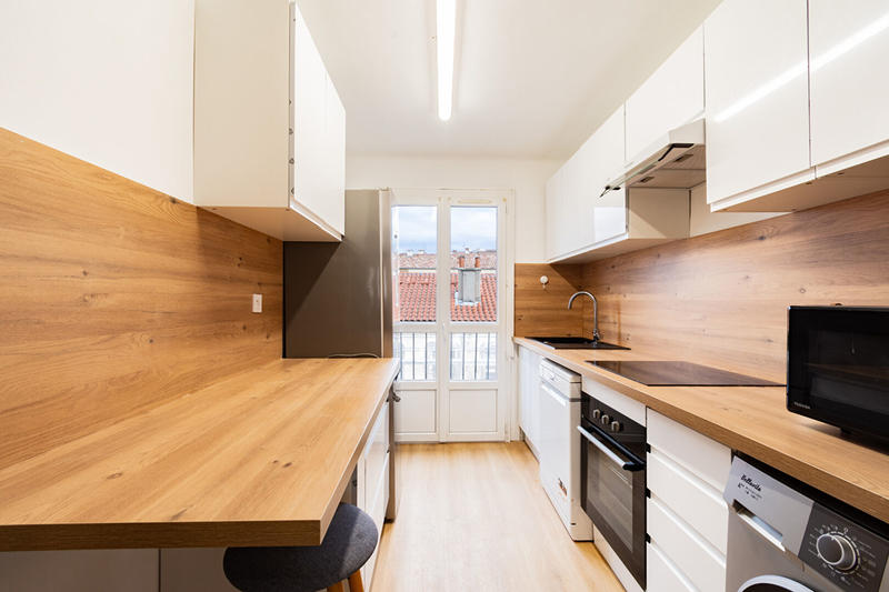 Appartement - 65 m² - 3 pièces