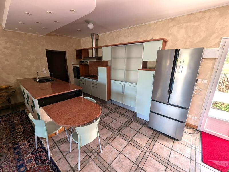 Maison - 165 m² - 6 pièces