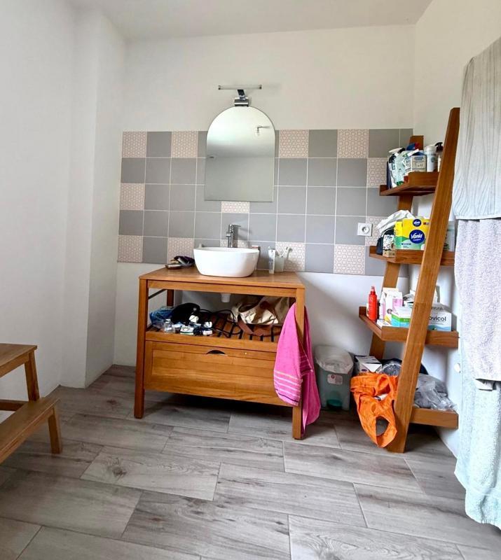 Pavillon - 194 m² - 7 pièces