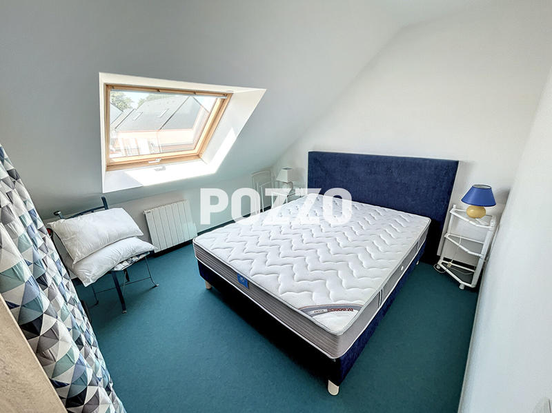 Maison - 230 m² - 9 pièces