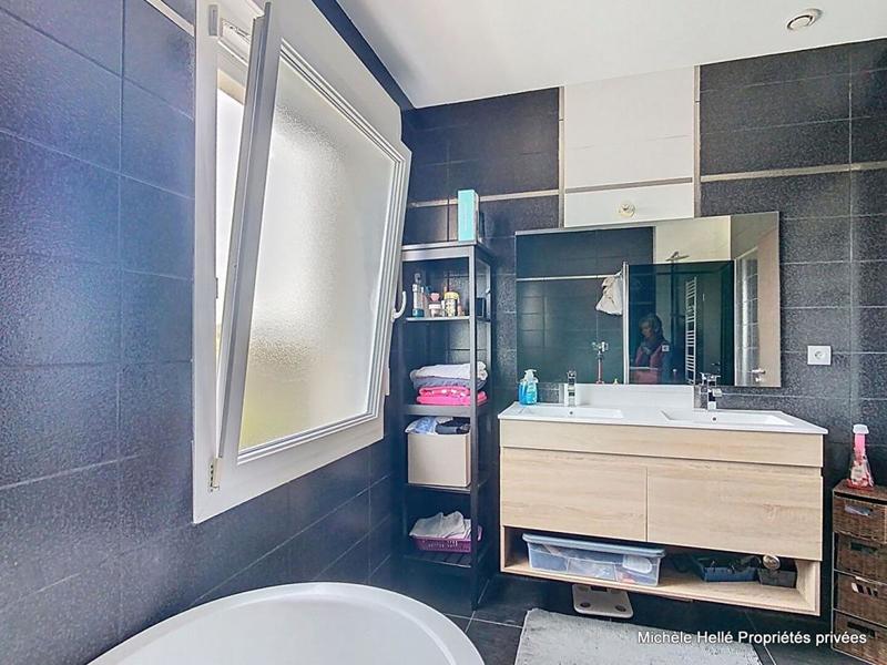 Appartement - 138 m² - 5 pièces