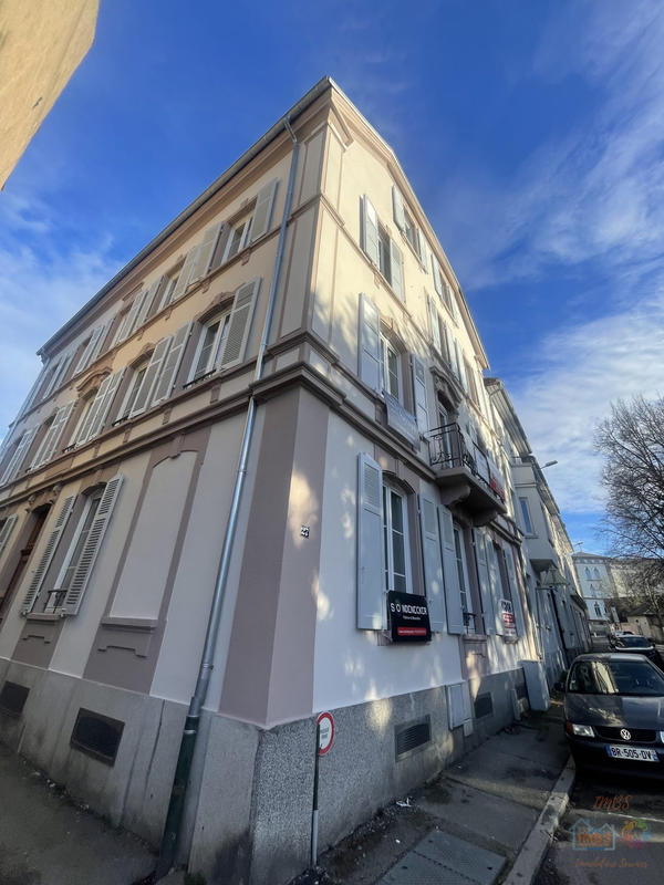 Appartement - 60 m² - 3 pièces