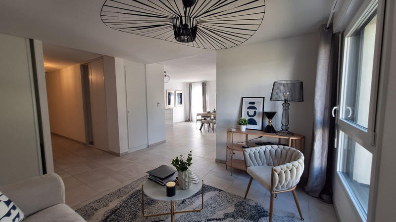 Appartement - 92 m² - 4 pièces