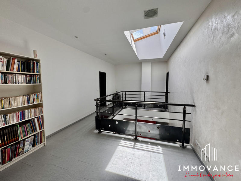 Bastide - 338 m² - 8 pièces