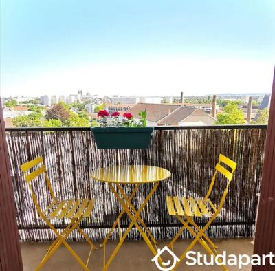 Chambre - 12 m² - 1 pièce