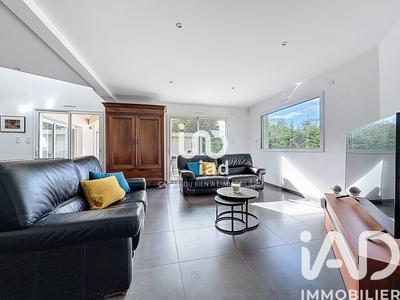 Maison - 165 m² - 6 pièces