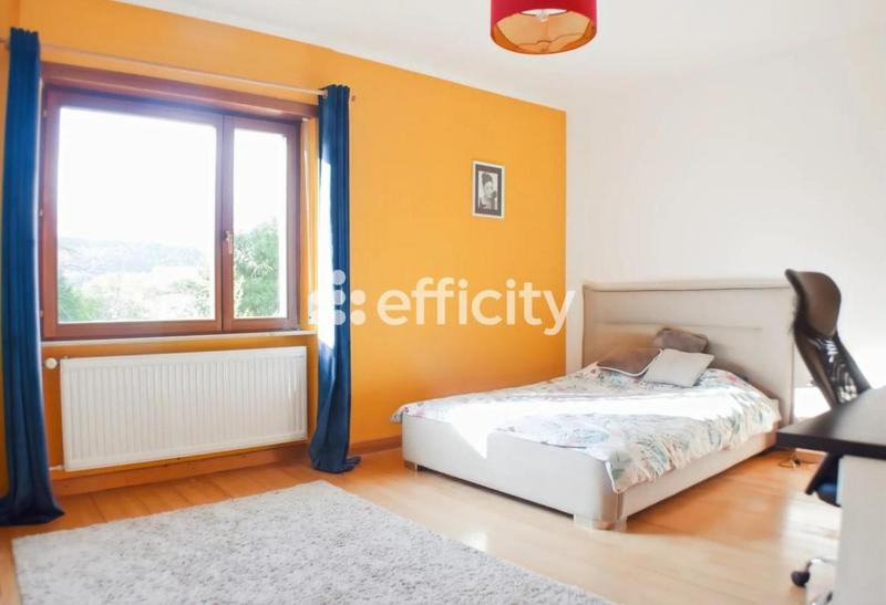 Maison - 186 m² - 6 pièces