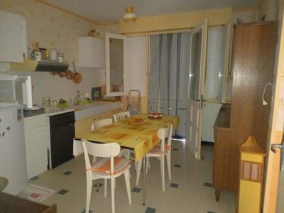 Maison traditionnelle - 110 m² - 4 pièces