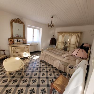 Maison - 148 m² - 9 pièces