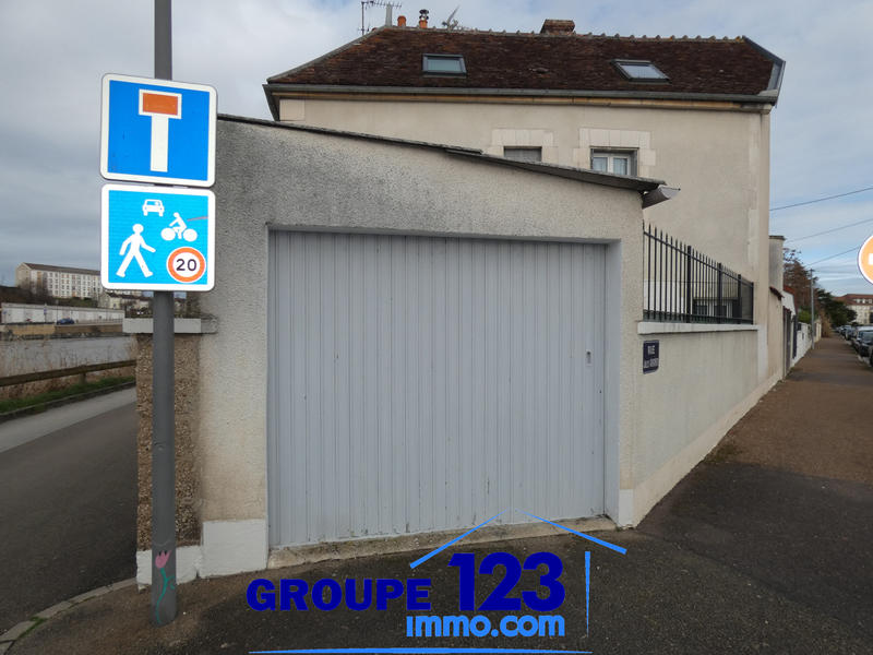 Maison - 83 m² - 5 pièces