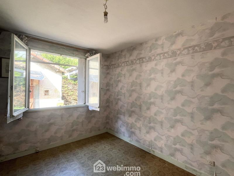 Maison - 80 m² - 5 pièces