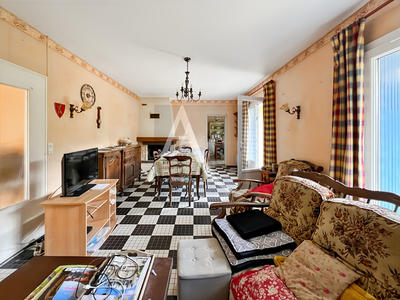 Maison - 97 m² - 5 pièces