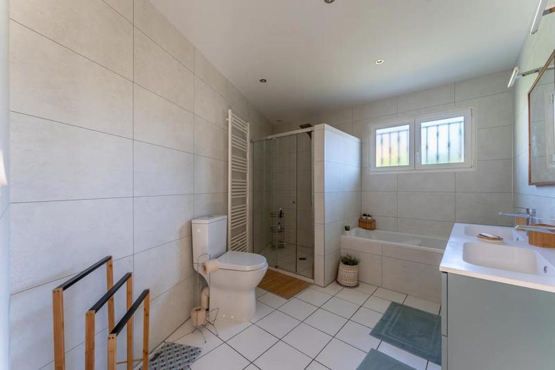 Maison - 150 m² - 6 pièces