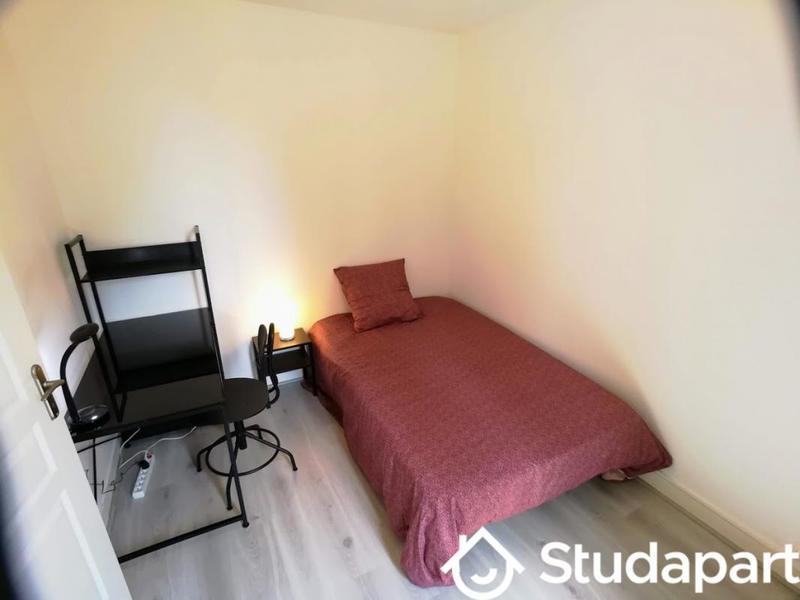 Chambre - 10 m² - 1 pièce