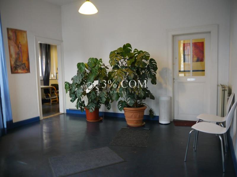 Immeuble - 147 m² - 6 pièces