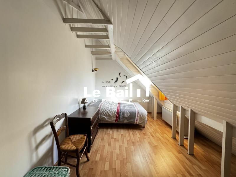 Maison - 160 m² - 8 pièces