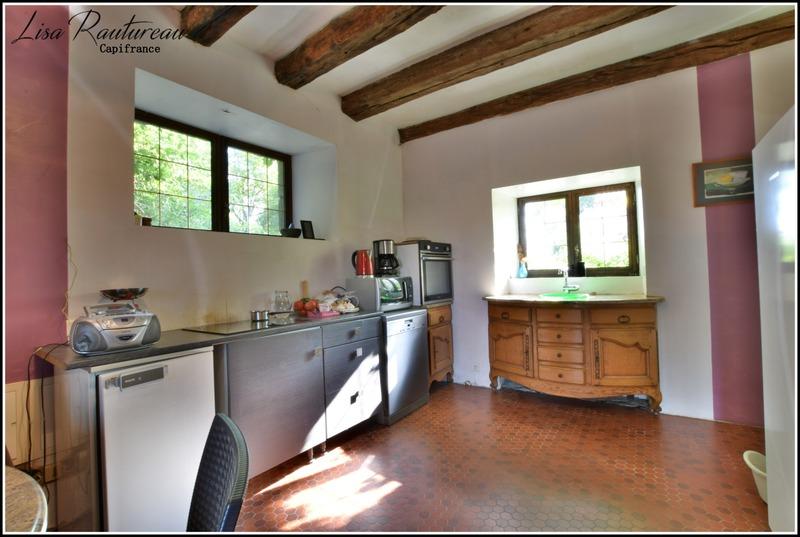 Propriété - 450 m² - 16 pièces