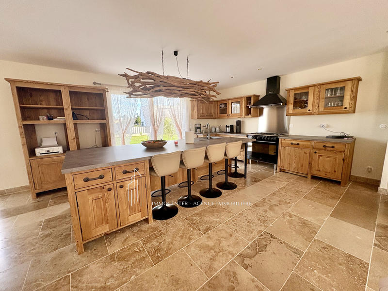 Villa - 146 m² - 5 pièces