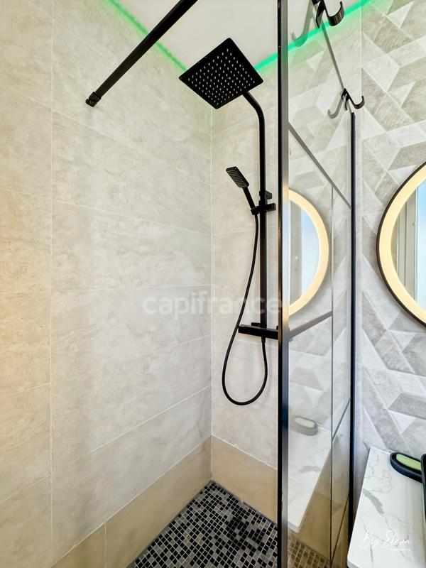 Appartement bourgeois - 73 m² - 4 pièces