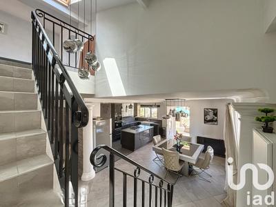 Maison - 160 m² - 5 pièces