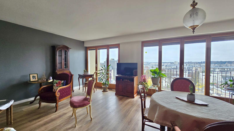 Appartement - 77 m² - 4 pièces