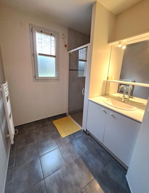 Appartement - 49 m² - 2 pièces