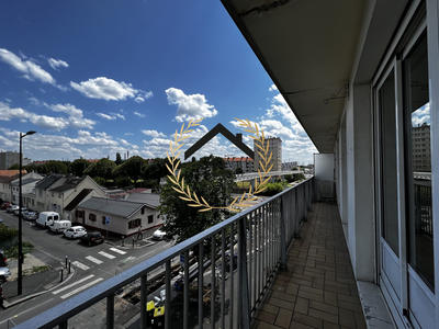 Appartement - 103 m² - 4 pièces