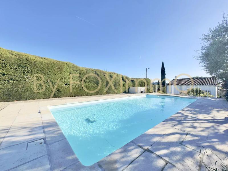 Maison - 135 m² - 7 pièces