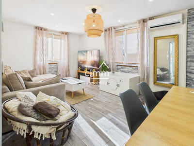 Appartement - 80 m² - 4 pièces