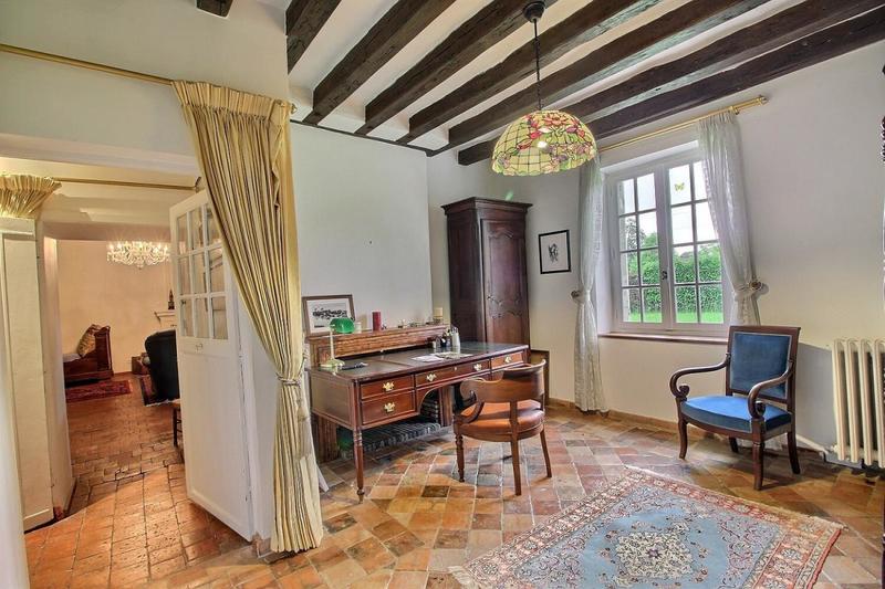 Propriété - 310 m² - 11 pièces