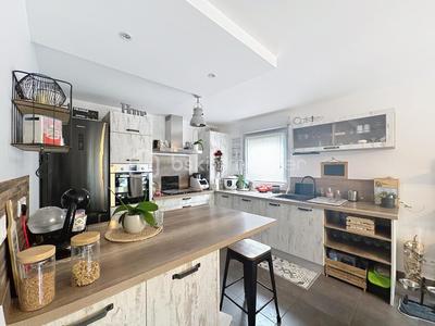 Maison - 89 m² - 4 pièces