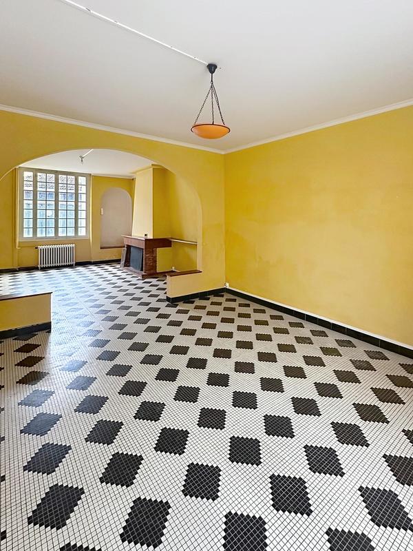 Maison jumelée - 183 m² - 6 pièces