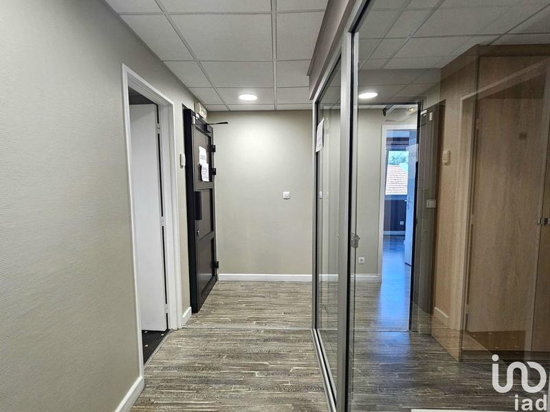 Local commercial - 187 m²