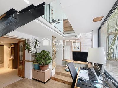 Maison - 90 m² - 5 pièces
