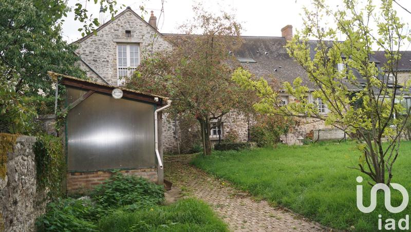 Maison - 236 m² - 8 pièces