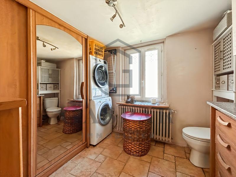 Maison - 143 m² - 5 pièces