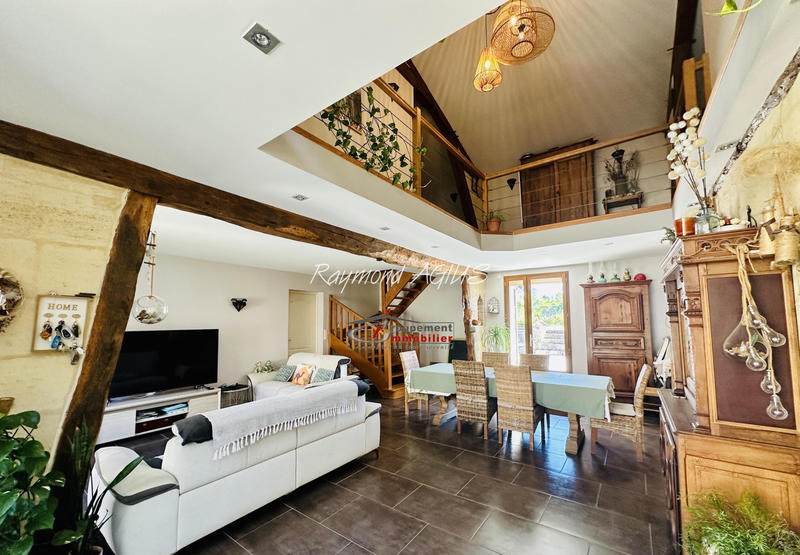 Maison de village - 265 m² - 11 pièces