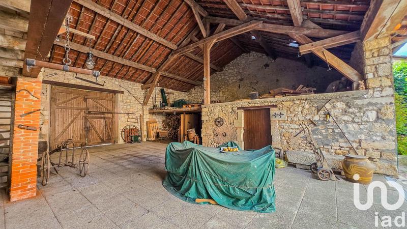 Maison - 286 m² - 6 pièces