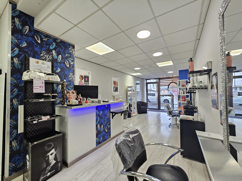 Fonds de commerce - Magasins - 110 m²
