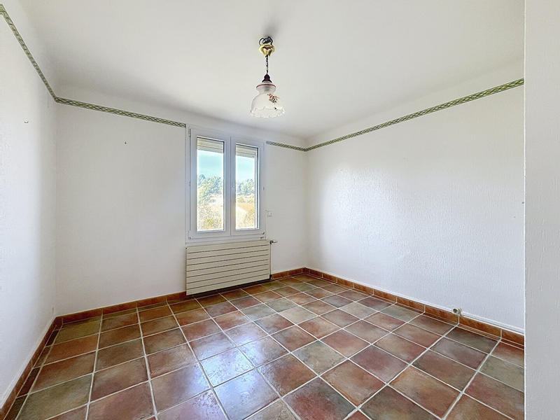 Maison - 174 m² - 9 pièces