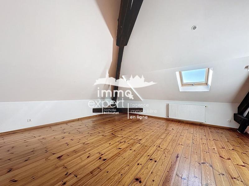 Appartement - 90 m² - 4 pièces