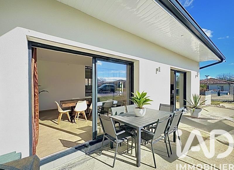 Maison - 138 m² - 5 pièces