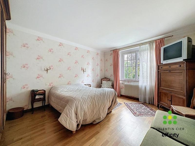 Maison - 179 m² - 5 pièces