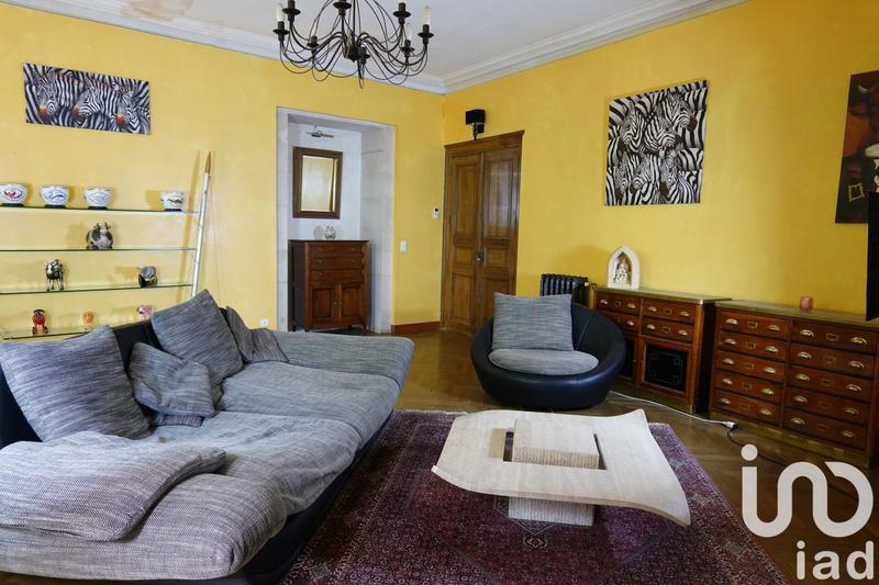 Maison - 300 m² - 6 pièces