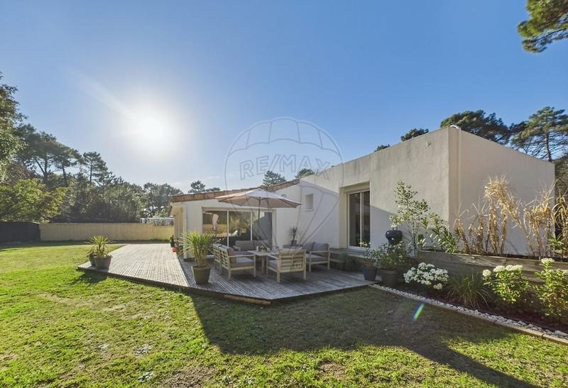 Maison - 140 m² - 5 pièces