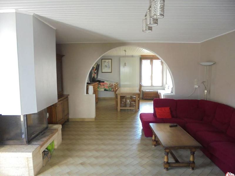 Maison - 158 m² - 8 pièces