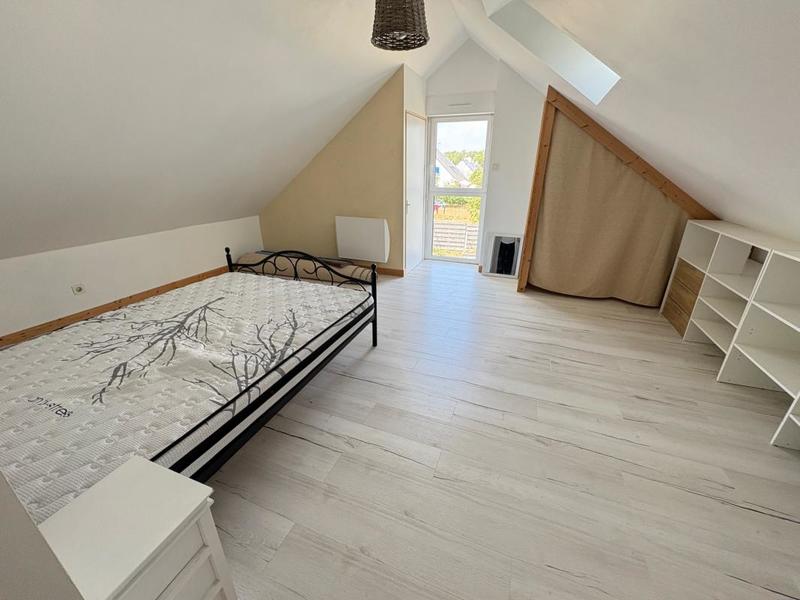 Maison - 104 m² - 4 pièces