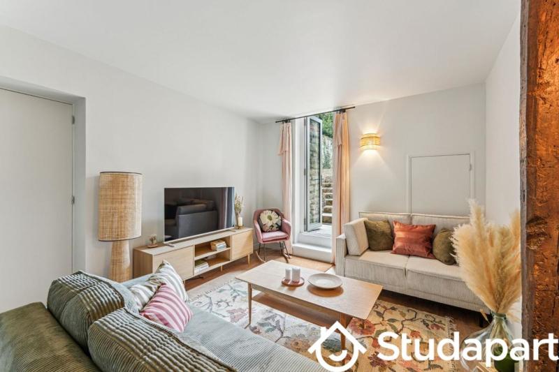 Chambre - 9 m² - 1 pièce